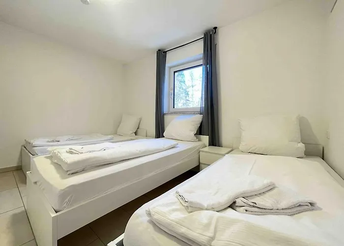 Апартаменты Max116 Komfortable Monteurwohnung *