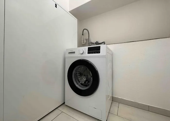 Апартаменты Max116 Komfortable Monteurwohnung